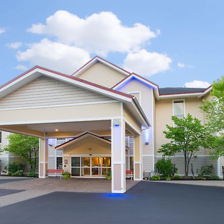 Holiday Inn Express Hotel & Suites Brattleboro By Ihg Bagian luar foto